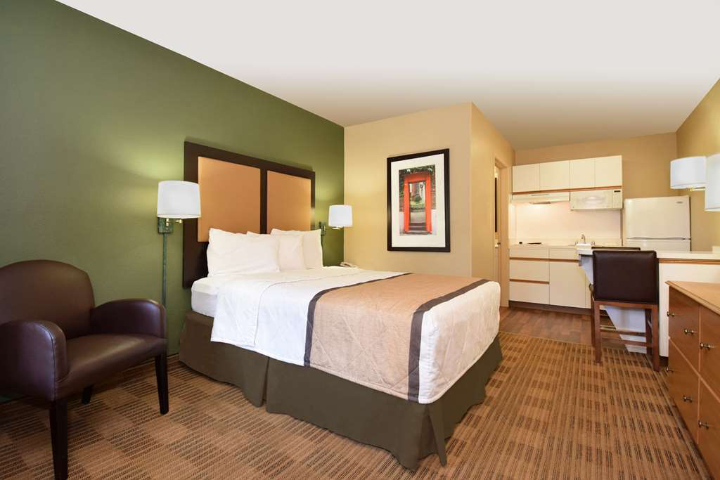 Extended Stay America Suites - Houston - Willowbrook Louetta Room photo